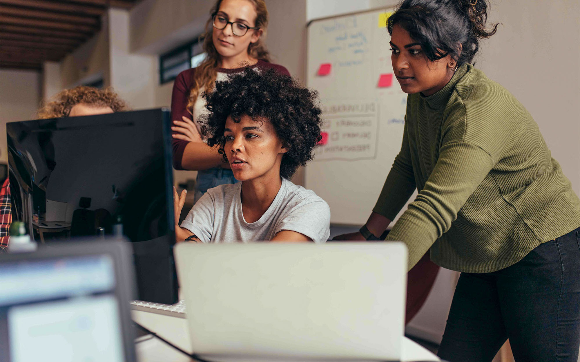 women-working-by-computer